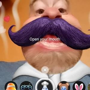 Meet your Posher, Troy